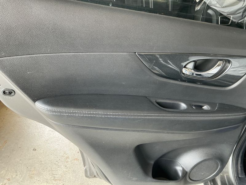 Nissan X-Trail 2.0 dCi Tekna 4x4 2017 – снимка 29