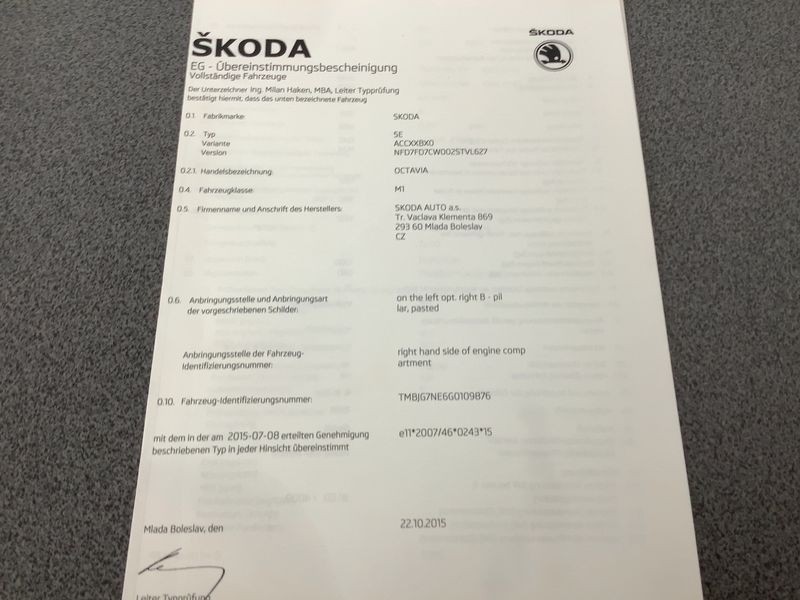 Skoda Octavia 1.6 TDI Edition 2015 – снимка 21
