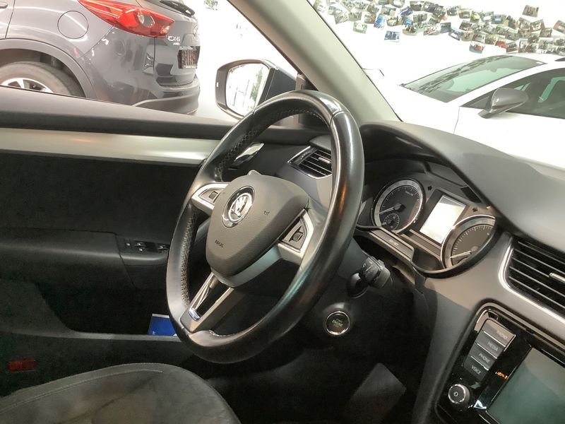 Skoda Octavia 1.6 TDI Edition 2015 – снимка 29
