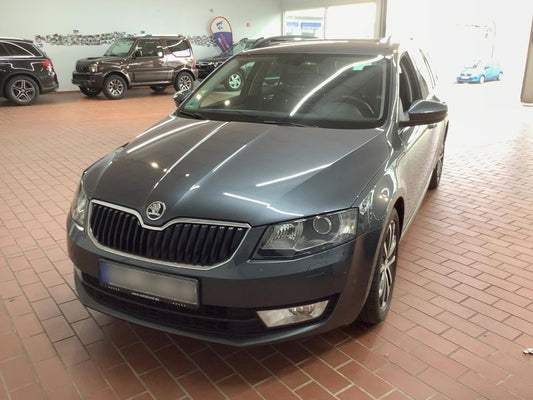 Skoda Octavia 1.6 TDI Edition 2015 – снимка 1