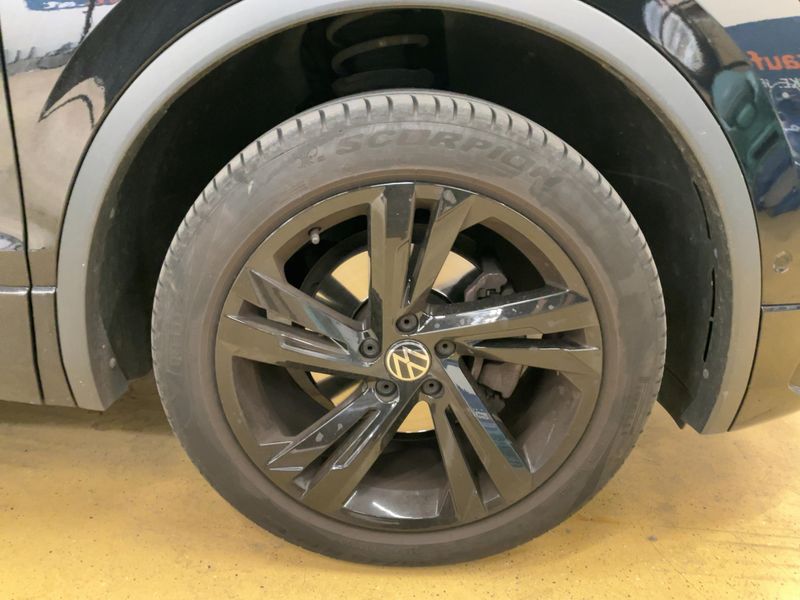 Volkswagen Tiguan Allspace 1.5 TSI ACT R-Line 2023 – снимка 11