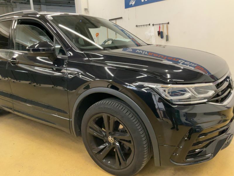Volkswagen Tiguan Allspace 1.5 TSI ACT R-Line 2023 – снимка 12