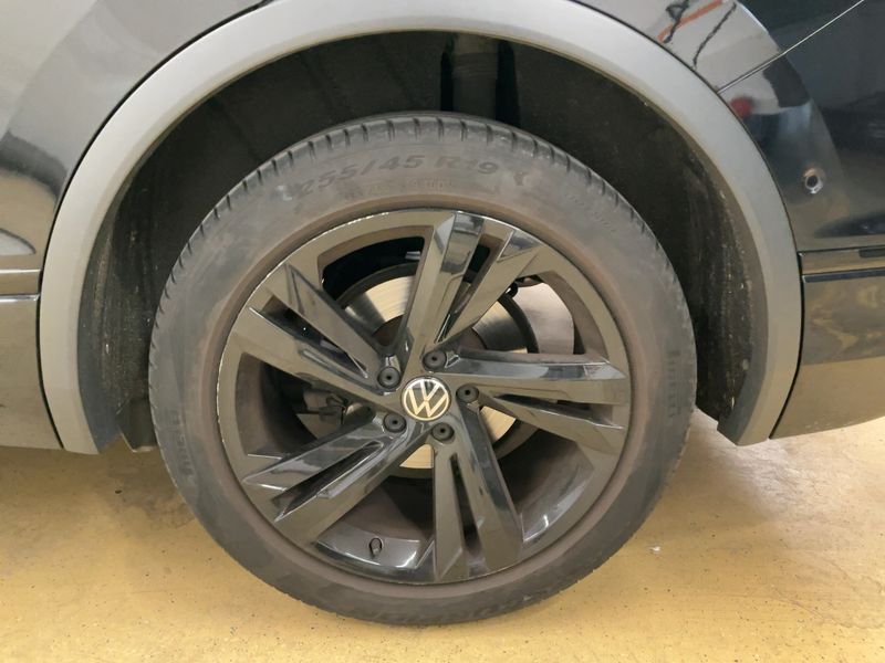 Volkswagen Tiguan Allspace 1.5 TSI ACT R-Line 2023 – снимка 5