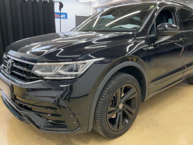 Volkswagen Tiguan Allspace 1.5 TSI ACT R-Line 2023 – снимка 2