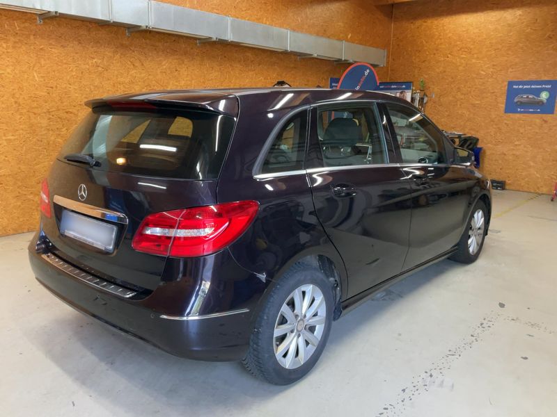 Mercedes-Benz B-Klasse B 180 2014 – снимка 8