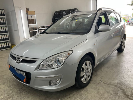 Hyundai i30 1.6 CRDi Classic 2009 – снимка 1