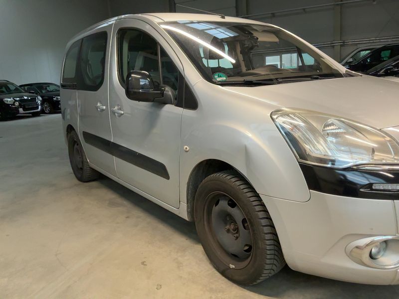Citroen Berlingo 1.6 e-HDi Selection 2013 – снимка 12