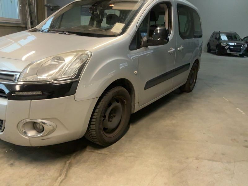 Citroen Berlingo 1.6 e-HDi Selection 2013 – снимка 2