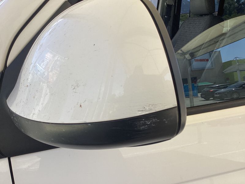 Volkswagen T5 Kombi 2.0 TDI 2010 – снимка 24
