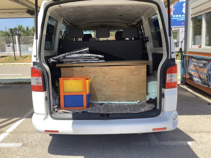 Volkswagen T5 Kombi 2.0 TDI 2010 – снимка 15