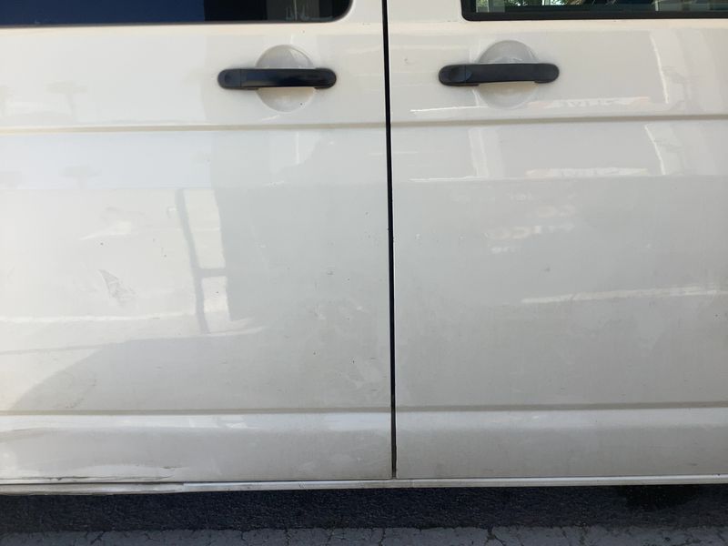 Volkswagen T5 Kombi 2.0 TDI 2010 – снимка 10