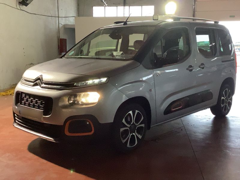 Citroen Berlingo 1.5 Blue-HDi Shine M 2021 – снимка 1