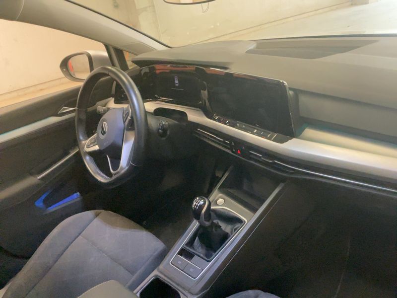 Volkswagen Golf VIII 2.0 TDI Life 2021 – снимка 17