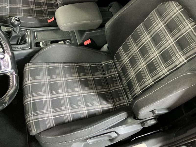 Volkswagen Golf VII 2.0 TDI GTD BlueMotion Tech 2014 – снимка 23