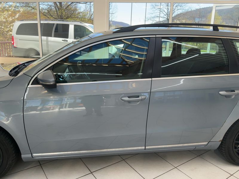 Volkswagen Passat 2.0 TDI Comfortline 4Motion BlueMotion Tech 2011 – снимка 4