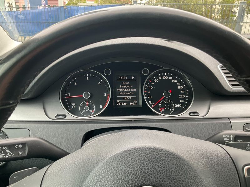 Volkswagen Passat 2.0 TDI Comfortline 4Motion BlueMotion Tech 2011 – снимка 13