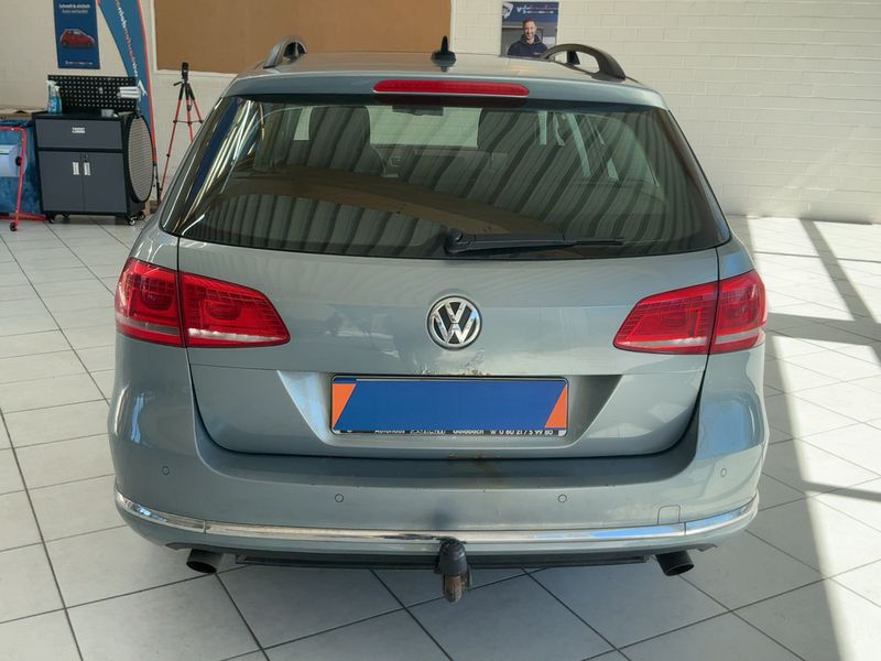 Volkswagen Passat 2.0 TDI Comfortline 4Motion BlueMotion Tech 2011 – снимка 5