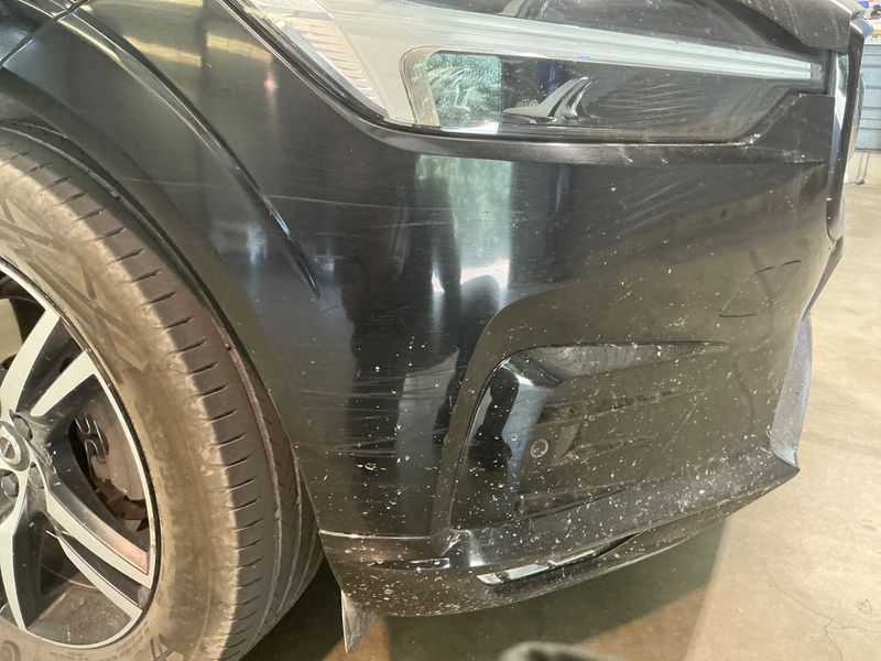 Volvo XC60 2.0 B4 Mild-Hybrid R Design 2WD 2021 – снимка 29