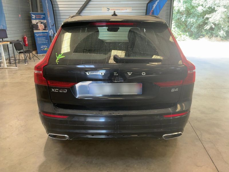 Volvo XC60 2.0 B4 Mild-Hybrid R Design 2WD 2021 – снимка 7