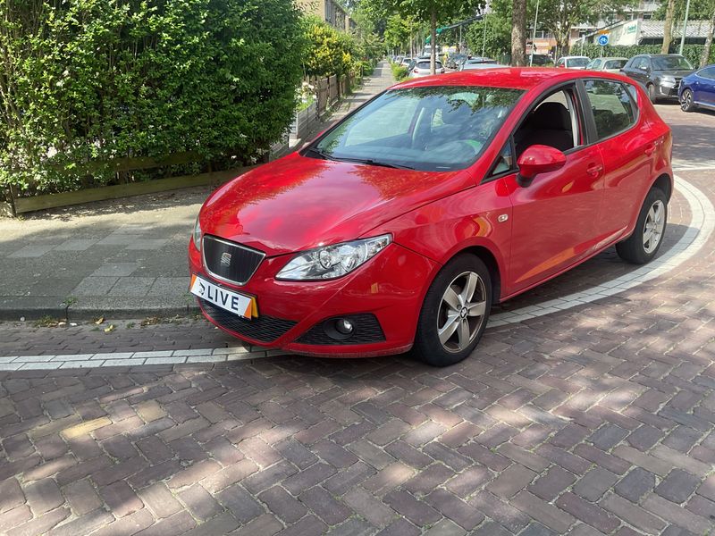 Seat Ibiza 1.2 TDI Reference 2010 – снимка 1