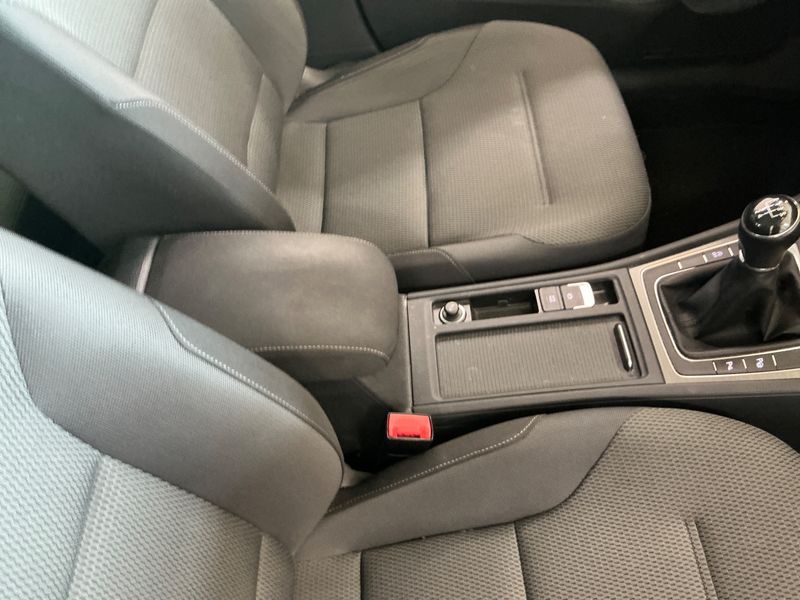Volkswagen Golf VII 1.2 TSI Comfortline BlueMotion Tech 2013 – снимка 31