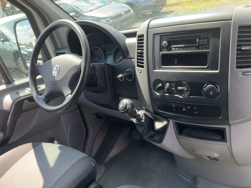 Volkswagen Crafter 2.0 TDI Kasten 30 mittlerer Radstand mit Hochdach 2012 – снимка 17