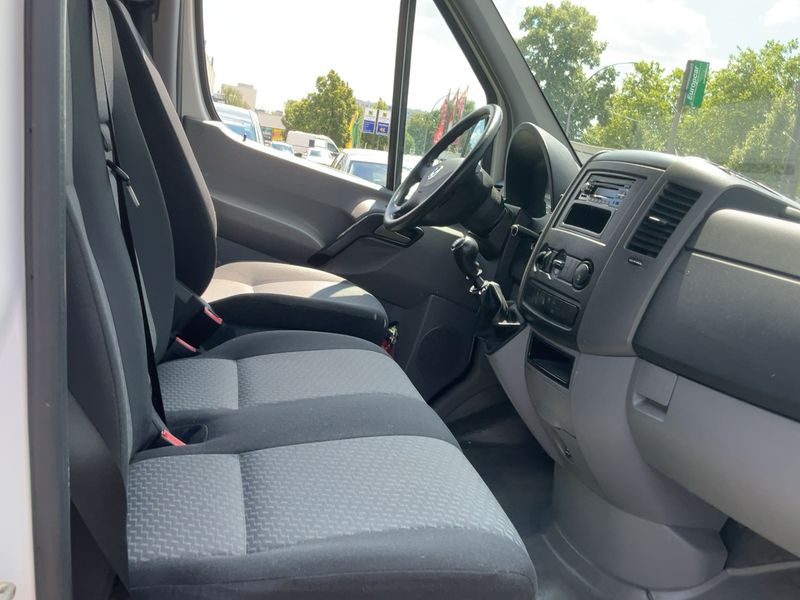 Volkswagen Crafter 2.0 TDI Kasten 30 mittlerer Radstand mit Hochdach 2012 – снимка 16