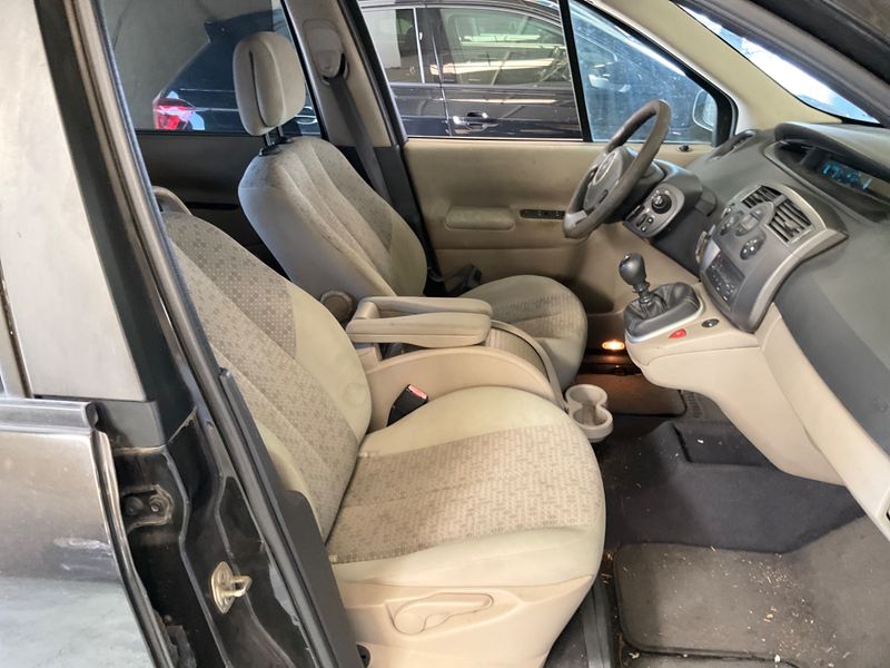 Renault Scenic 1.5 dCi Expression 2007 – снимка 3