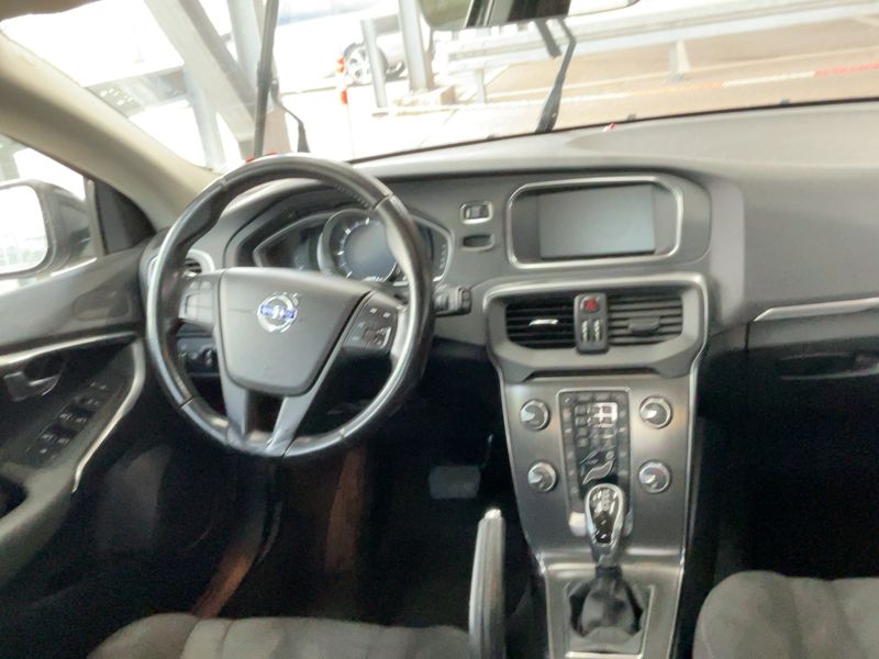 Volvo V40 1.6 D2 You! 2015 – снимка 17