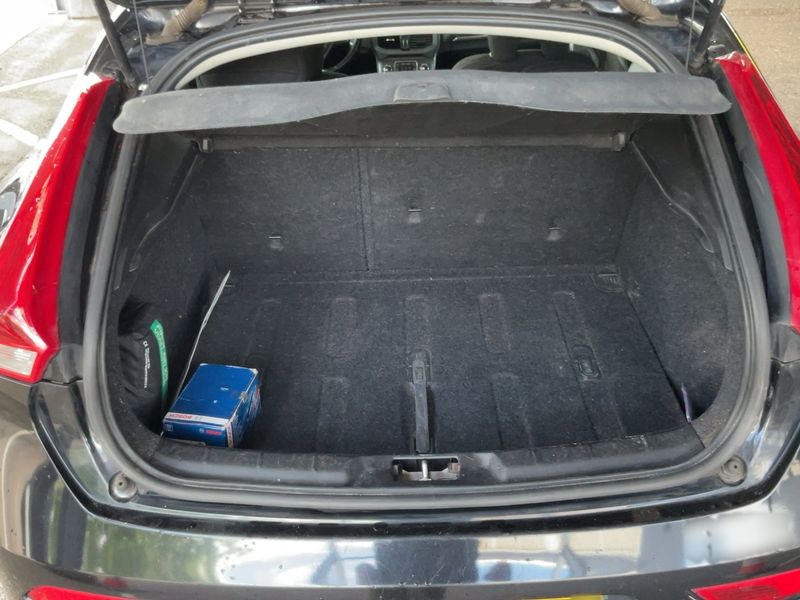 Volvo V40 1.6 D2 You! 2015 – снимка 15