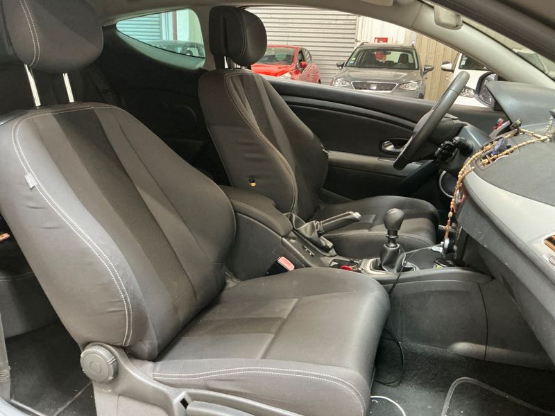 Renault Megane 1.5 dCi Dynamique 2010 – снимка 3