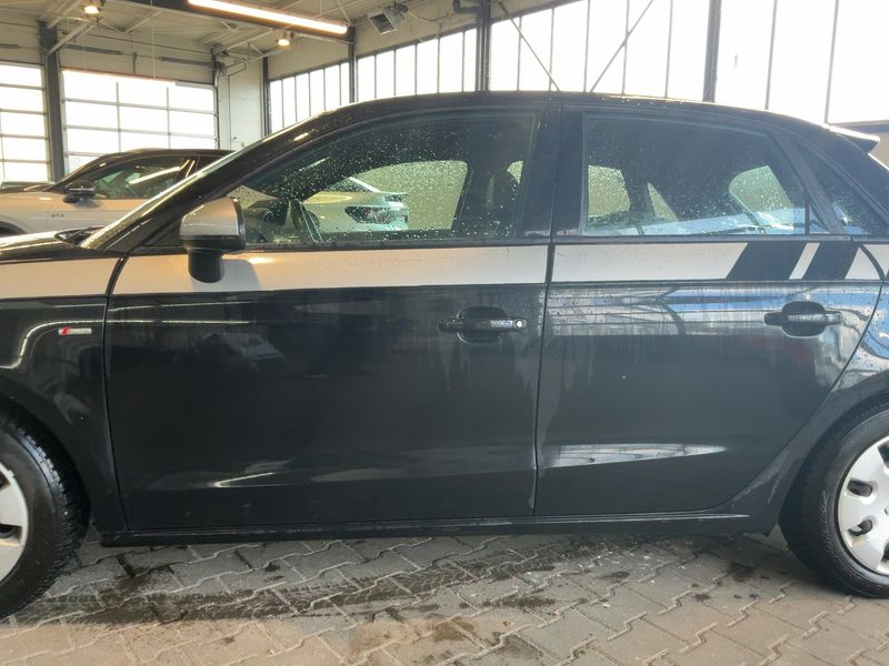 Audi A1 Sportback 1.4 TFSI S line Sportpaket 2012 – снимка 4
