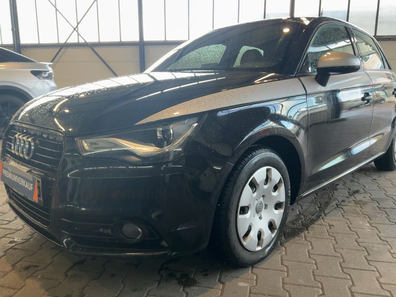 Audi A1 Sportback 1.4 TFSI S line Sportpaket 2012 – снимка 2