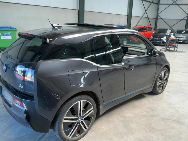 BMW i3 i3 2014 – снимка на щета