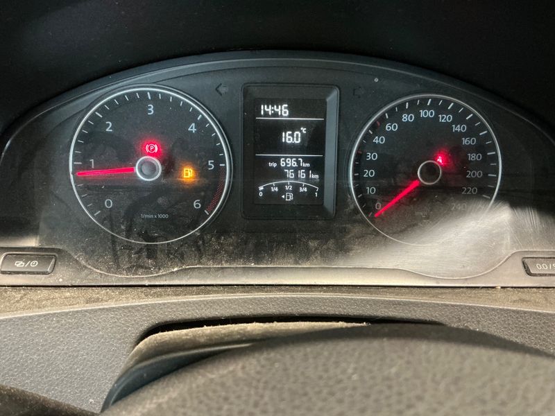 Volkswagen T5 Transporter 2.0 TDI Kasten lang 2013 – снимка 18