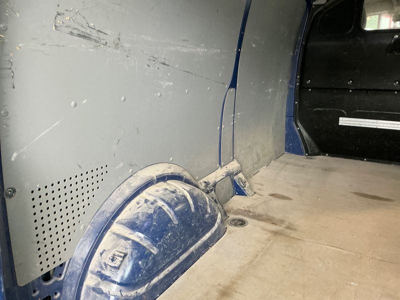 Volkswagen T5 Transporter 2.0 TDI Kasten lang 2013 – снимка 37