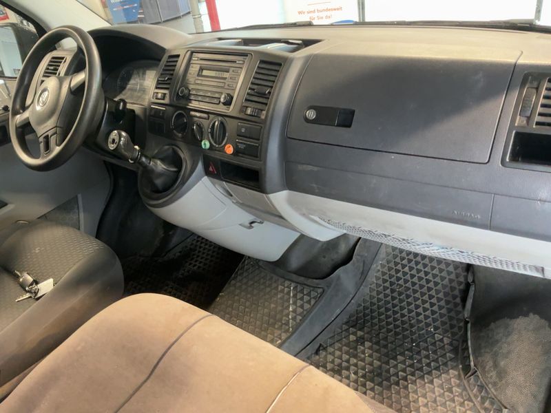 Volkswagen T5 Transporter 2.0 TDI Kasten lang 2013 – снимка 17