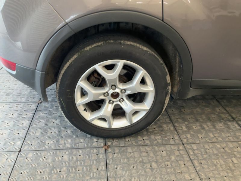 Ford Kuga 2.0 TDCi Champions Edition 2012 – снимка 9