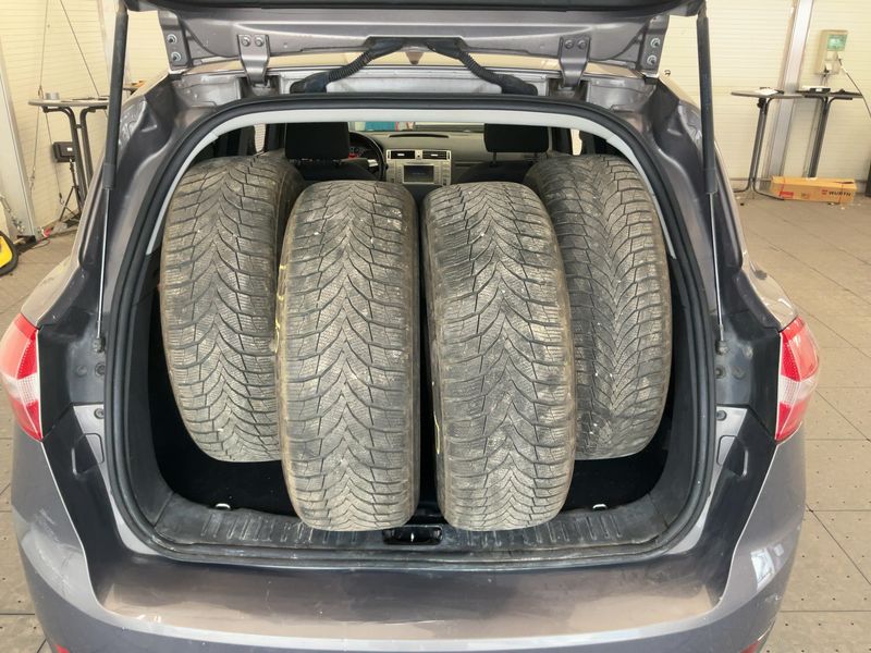 Ford Kuga 2.0 TDCi Champions Edition 2012 – снимка 16