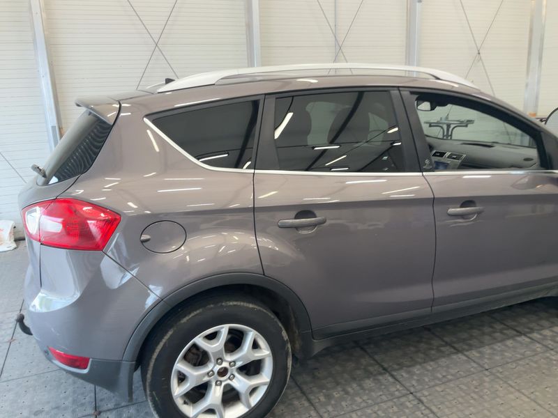 Ford Kuga 2.0 TDCi Champions Edition 2012 – снимка 8