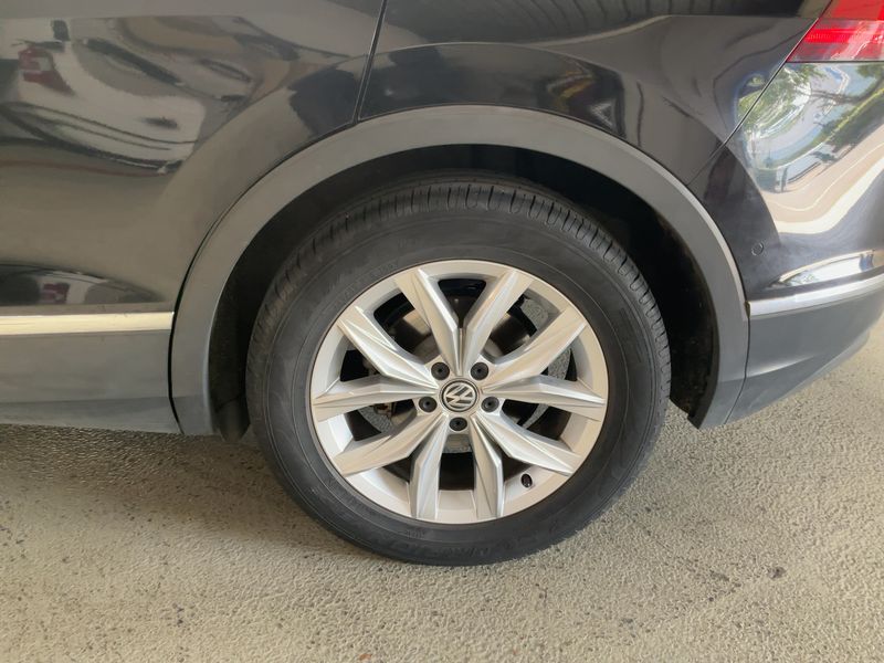 Volkswagen Tiguan 2.0 TDI Carat Exclusive BlueMotion Tech 2019 – снимка 5