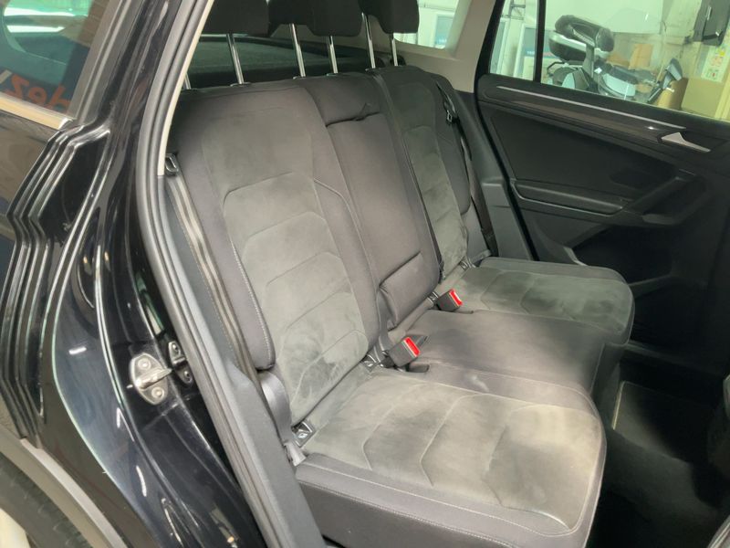 Volkswagen Tiguan 2.0 TDI Carat Exclusive BlueMotion Tech 2019 – снимка 19