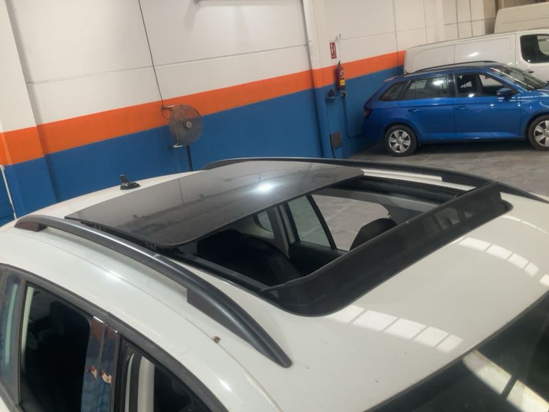 Volkswagen Tiguan 2.0 TDI T1 BlueMotion Tech 2015 – снимка 13