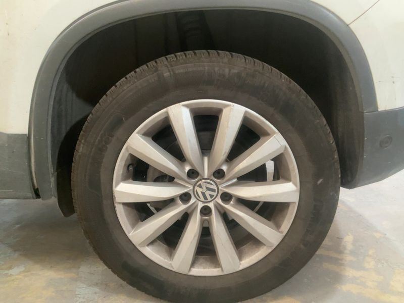 Volkswagen Tiguan 2.0 TDI T1 BlueMotion Tech 2015 – снимка 5
