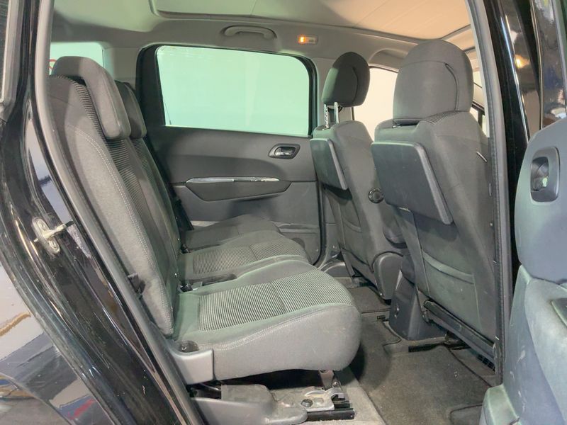 Peugeot 5008 1.6 Blue-HDi Business-Line 2016 – снимка 20