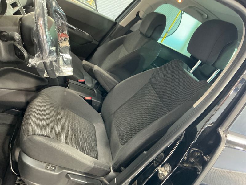Peugeot 5008 1.6 Blue-HDi Business-Line 2016 – снимка 37