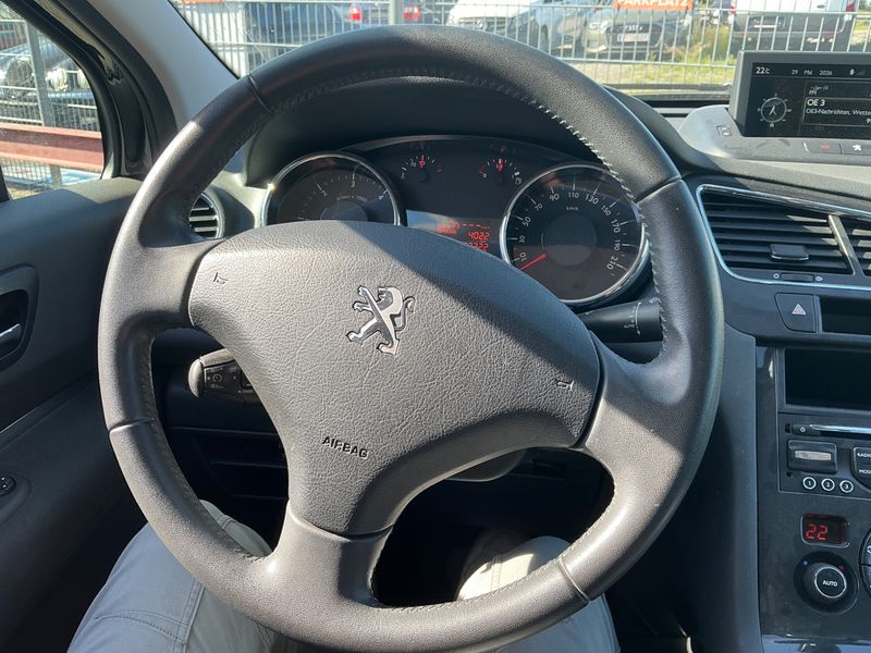 Peugeot 5008 1.6 Blue-HDi Business-Line 2016 – снимка 39