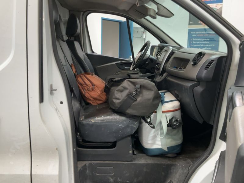 Nissan NV300 1.6 dCi L1H1 2,8t N-Connecta 2017 – снимка 16