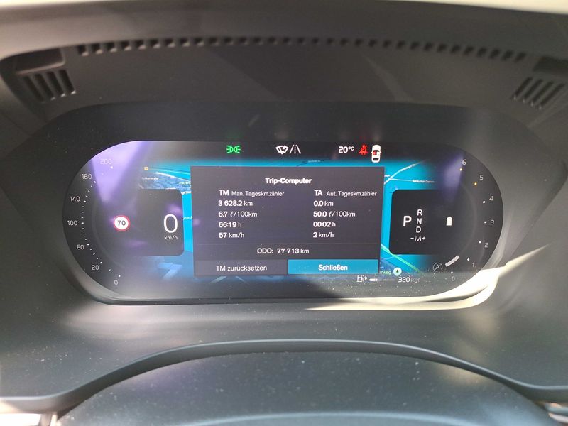 Volvo XC60 2.0 B4 Mild-Hybrid Plus Dark 2WD 2022 – снимка 12