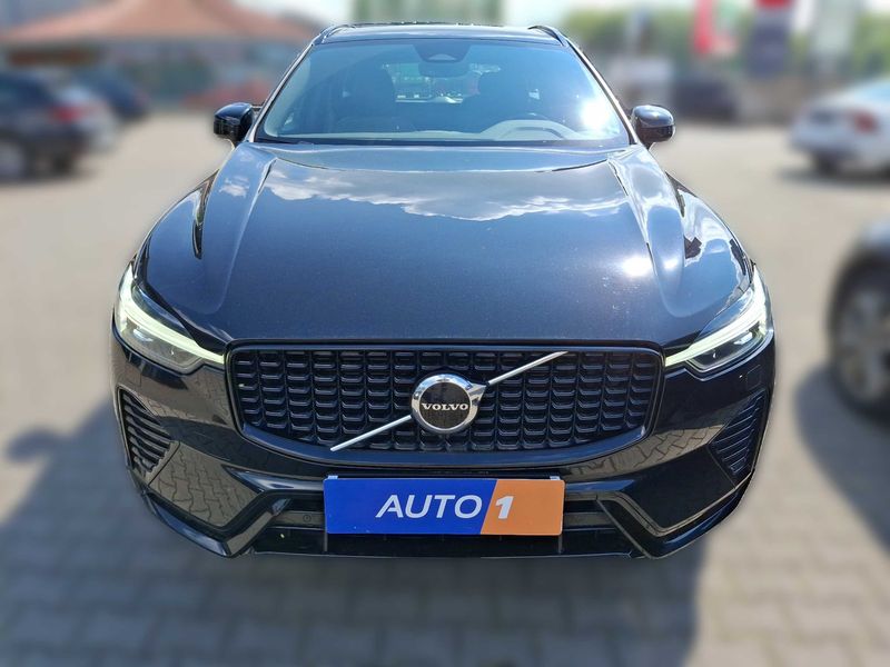 Volvo XC60 2.0 B4 Mild-Hybrid Plus Dark 2WD 2022 – снимка 7